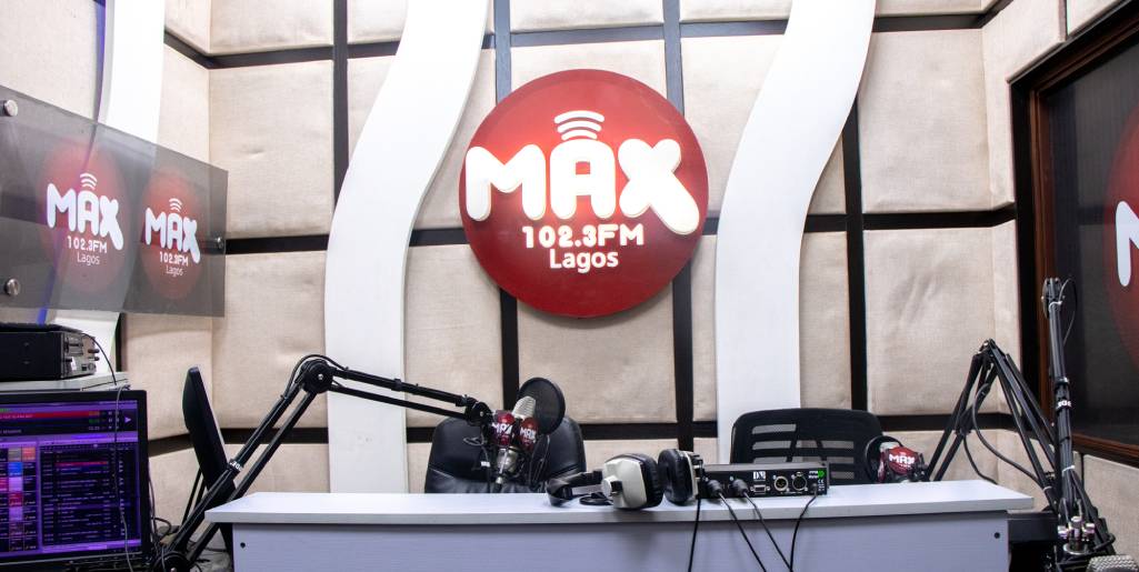 Hit Music For Lagos - 102.3 Max FM