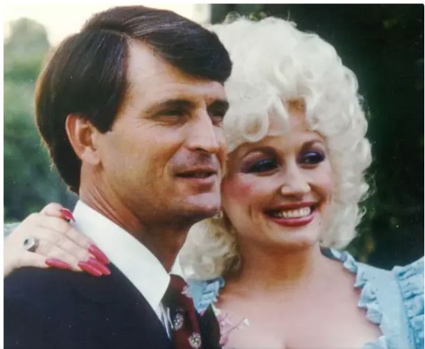 Dolly Parton Announces the Passing of Her Husband, Carl Dean, After Nearly 60 Years of Marriage